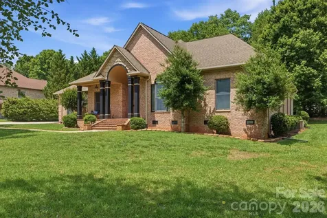 1705 29th Avenue Place NE Hickory NC 28601
