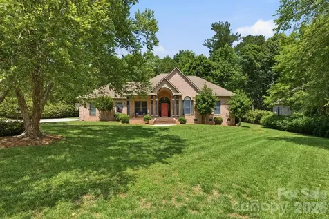 1705 29th Avenue Place NE Hickory NC 28601