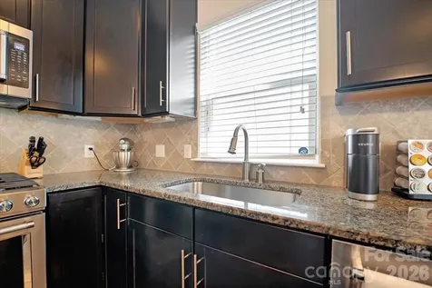 5122 Mount Clare Lane Charlotte NC 28210