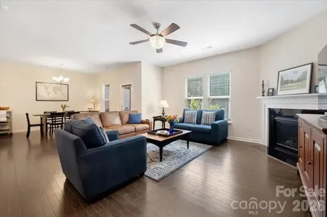 5122 Mount Clare Lane Charlotte NC 28210