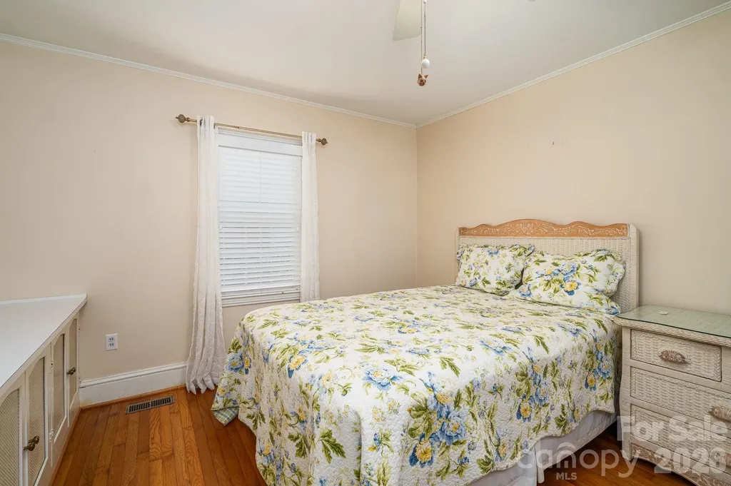 414 Elizabeth Street Gastonia NC 28054