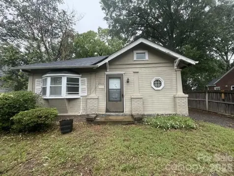 2616 Holton Avenue Charlotte NC 28208