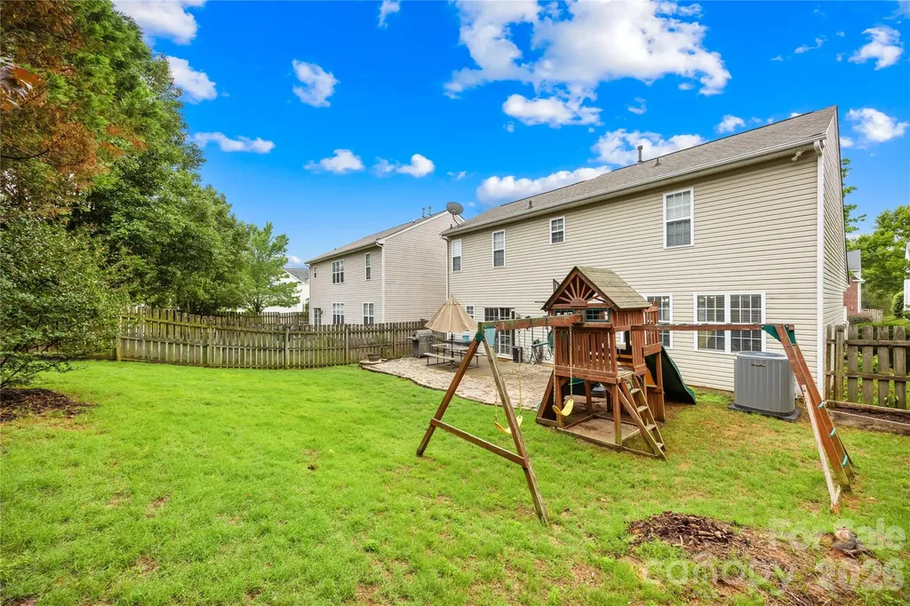 17327 Newlands Corner Lane Charlotte NC 28277