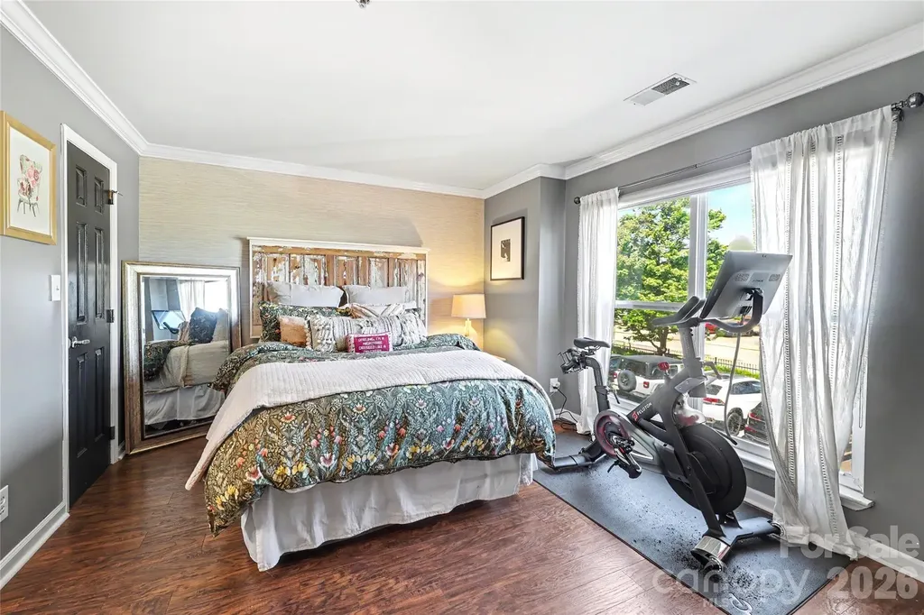 517 N Graham Street Charlotte NC 28202