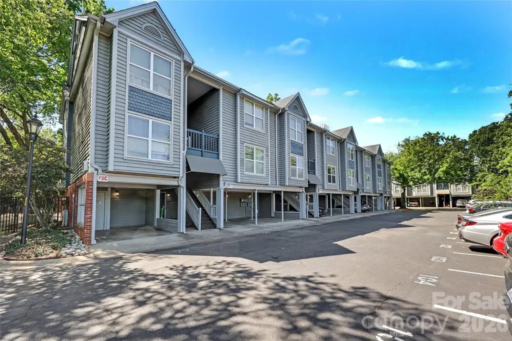 517 N Graham Street Charlotte NC 28202