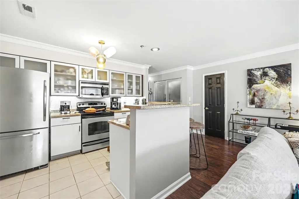 517 N Graham Street Charlotte NC 28202