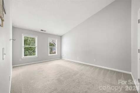 4926 Benthaven Lane Charlotte NC 28269