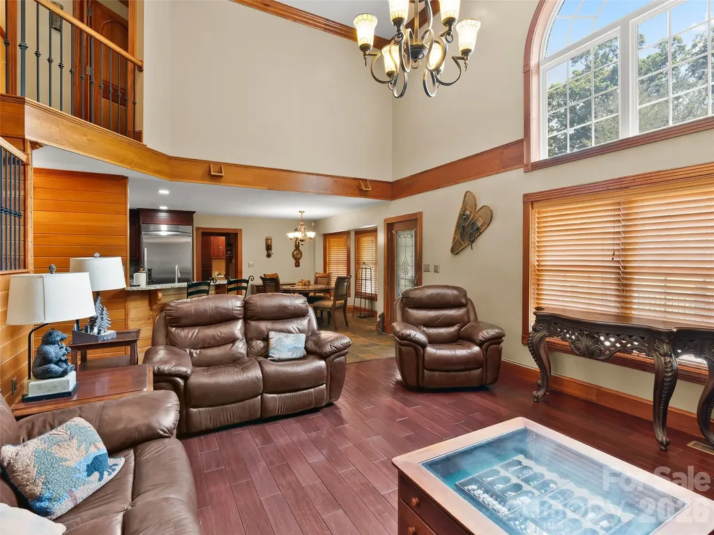 40 Hope Road Weaverville NC 28787