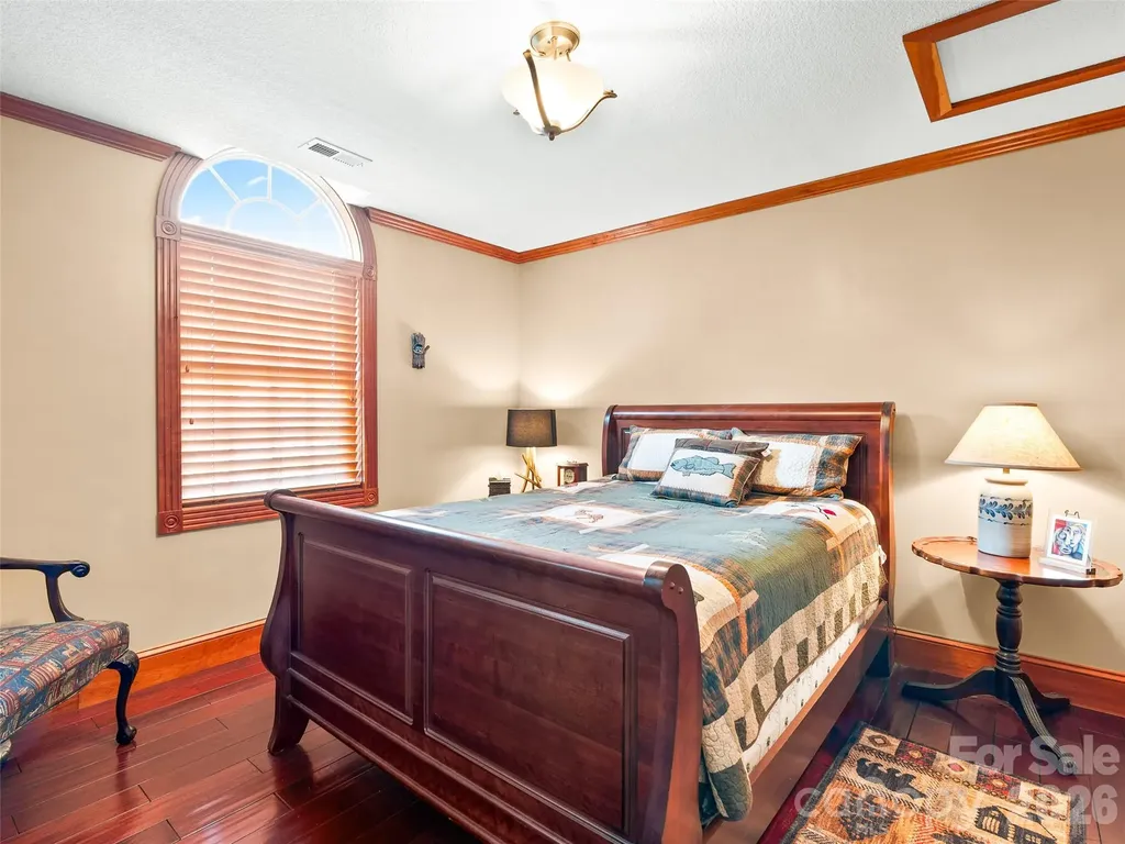 40 Hope Road Weaverville NC 28787