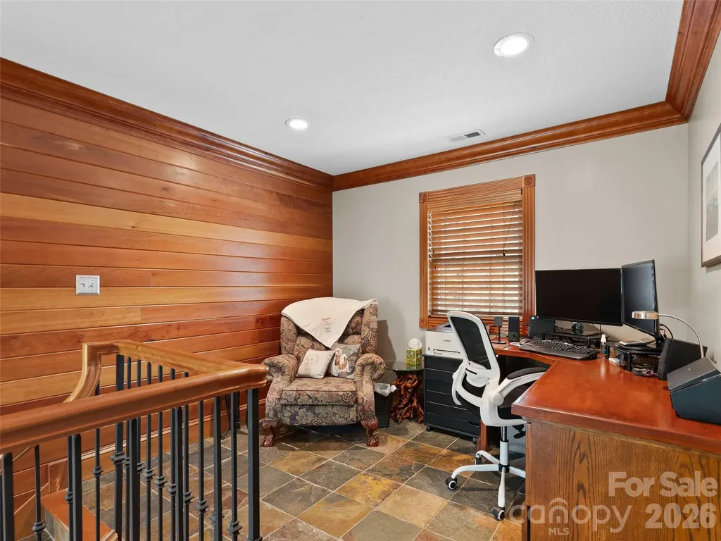 40 Hope Road Weaverville NC 28787