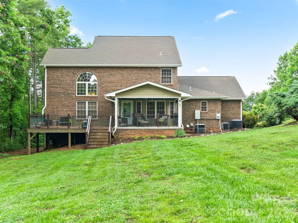 40 Hope Road Weaverville NC 28787