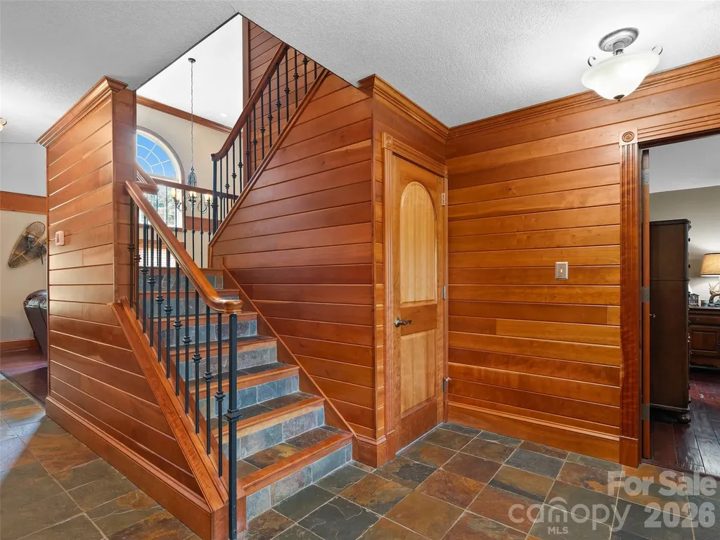 40 Hope Road Weaverville NC 28787