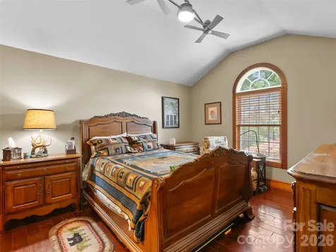 40 Hope Road Weaverville NC 28787