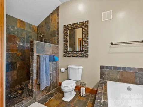 40 Hope Road Weaverville NC 28787