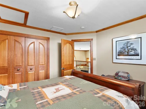 40 Hope Road Weaverville NC 28787