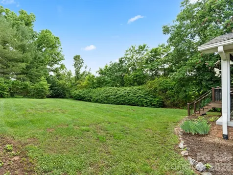 40 Hope Road Weaverville NC 28787