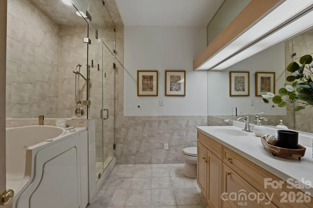 9715 Nine Eagles Lane Charlotte NC 28278