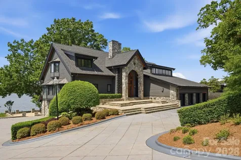 9715 Nine Eagles Lane Charlotte NC 28278