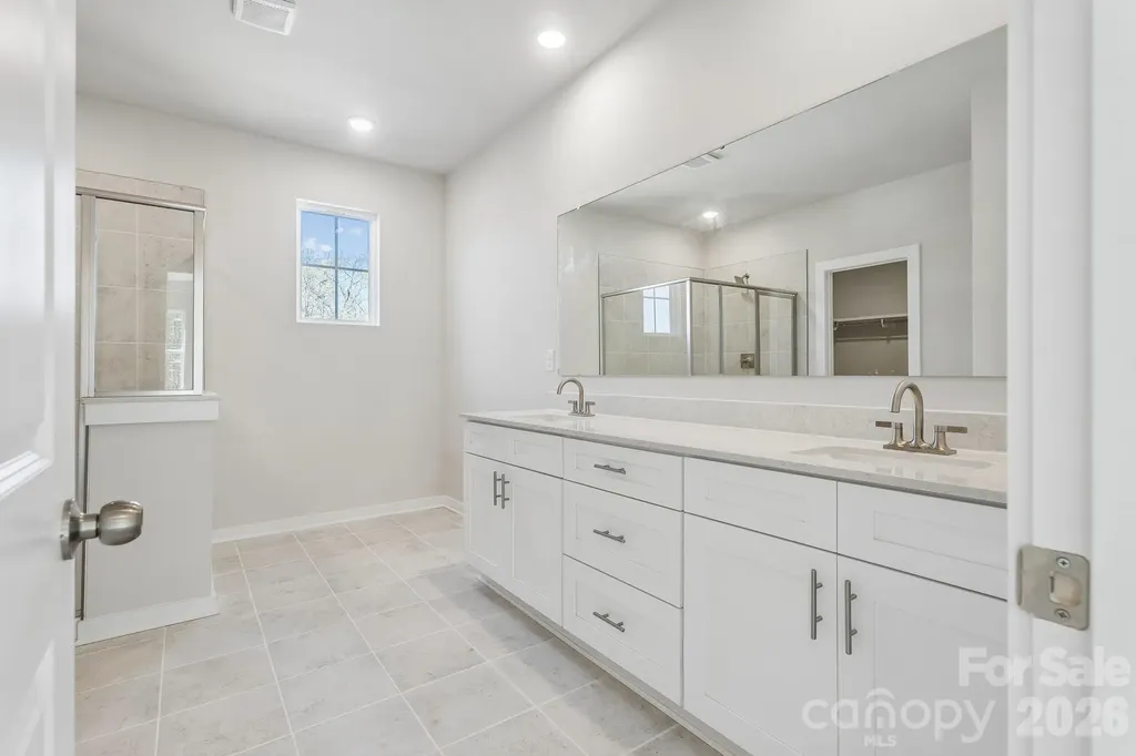 204 E Warfield Drive Mooresville NC 28115