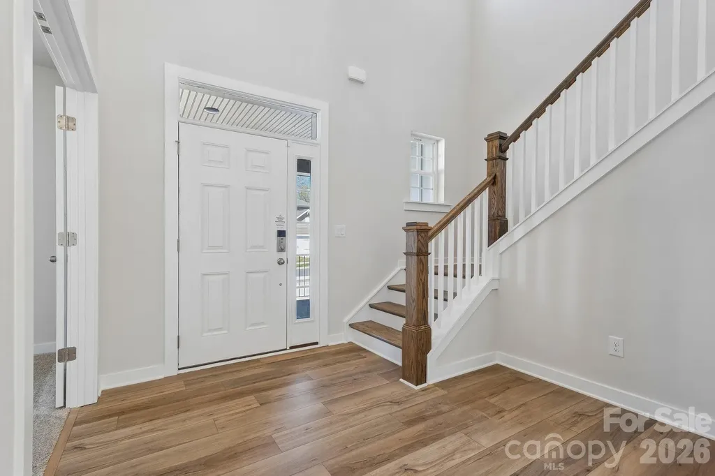 204 E Warfield Drive Mooresville NC 28115