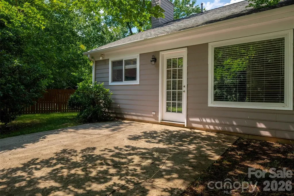12133 Cartgate Lane Charlotte NC 28273
