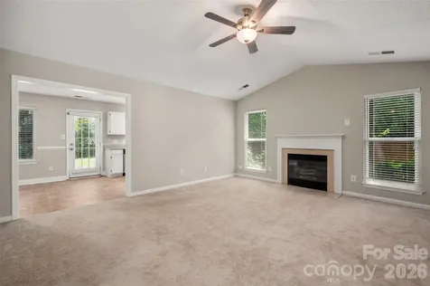 12133 Cartgate Lane Charlotte NC 28273