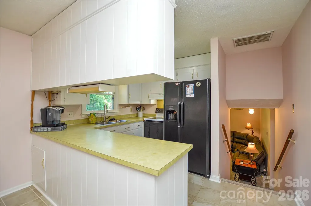 518 Vinecrest Drive Matthews NC 28105