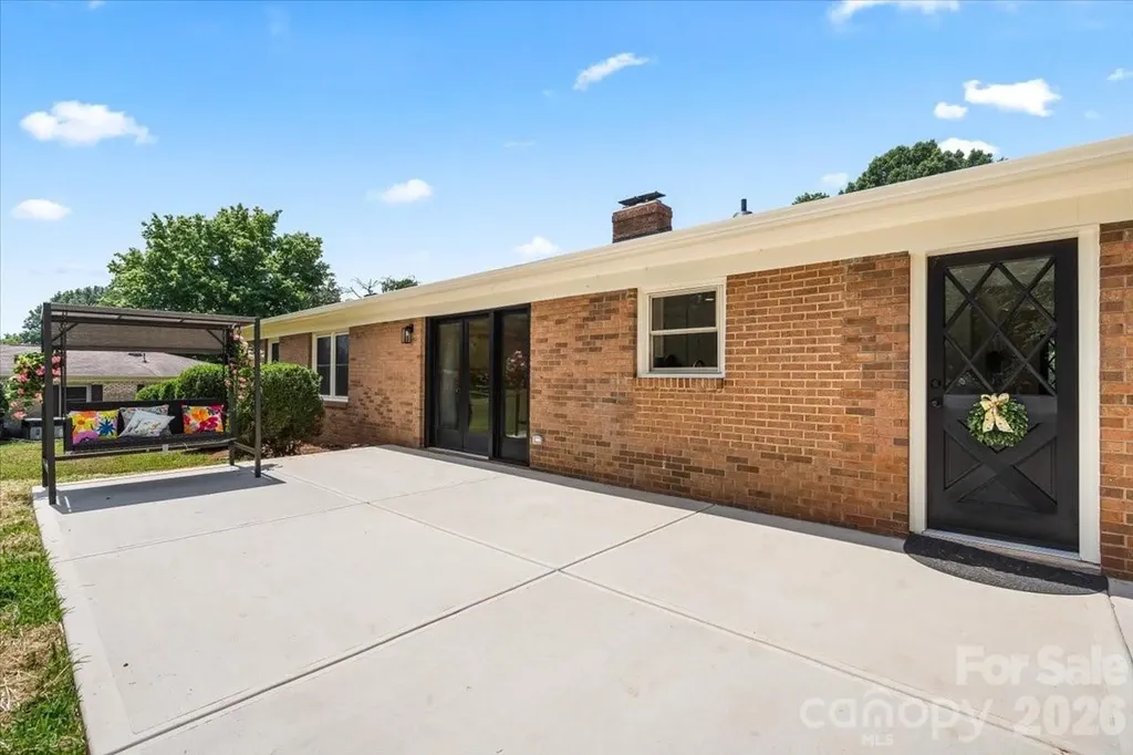 1614 Kenmore Drive Statesville NC 28625