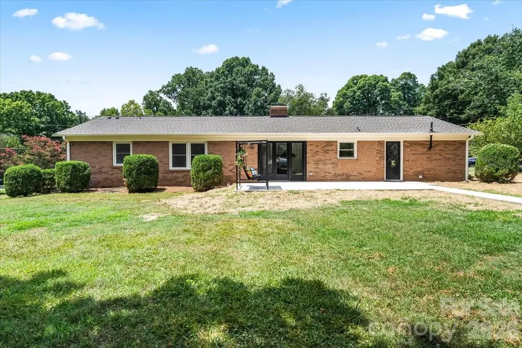 1614 Kenmore Drive Statesville NC 28625