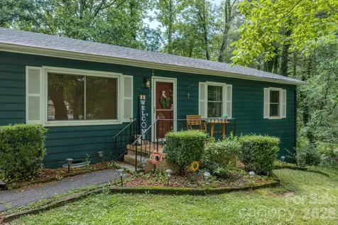 112 Amelia Drive Hendersonville NC 28792