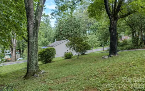 112 Amelia Drive Hendersonville NC 28792