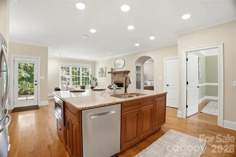 1405 Elmsford Lane Matthews NC 28105