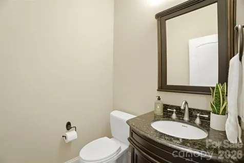 1405 Elmsford Lane Matthews NC 28105