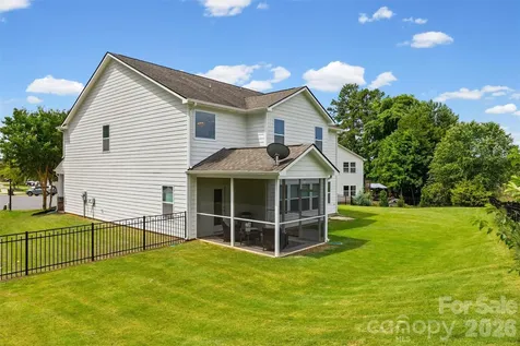 3703 Jacinta Court Tega Cay SC 29708