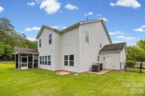 3703 Jacinta Court Tega Cay SC 29708