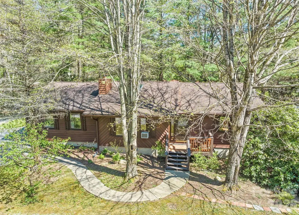 182 Laurel Branch Road Maggie Valley NC 28751