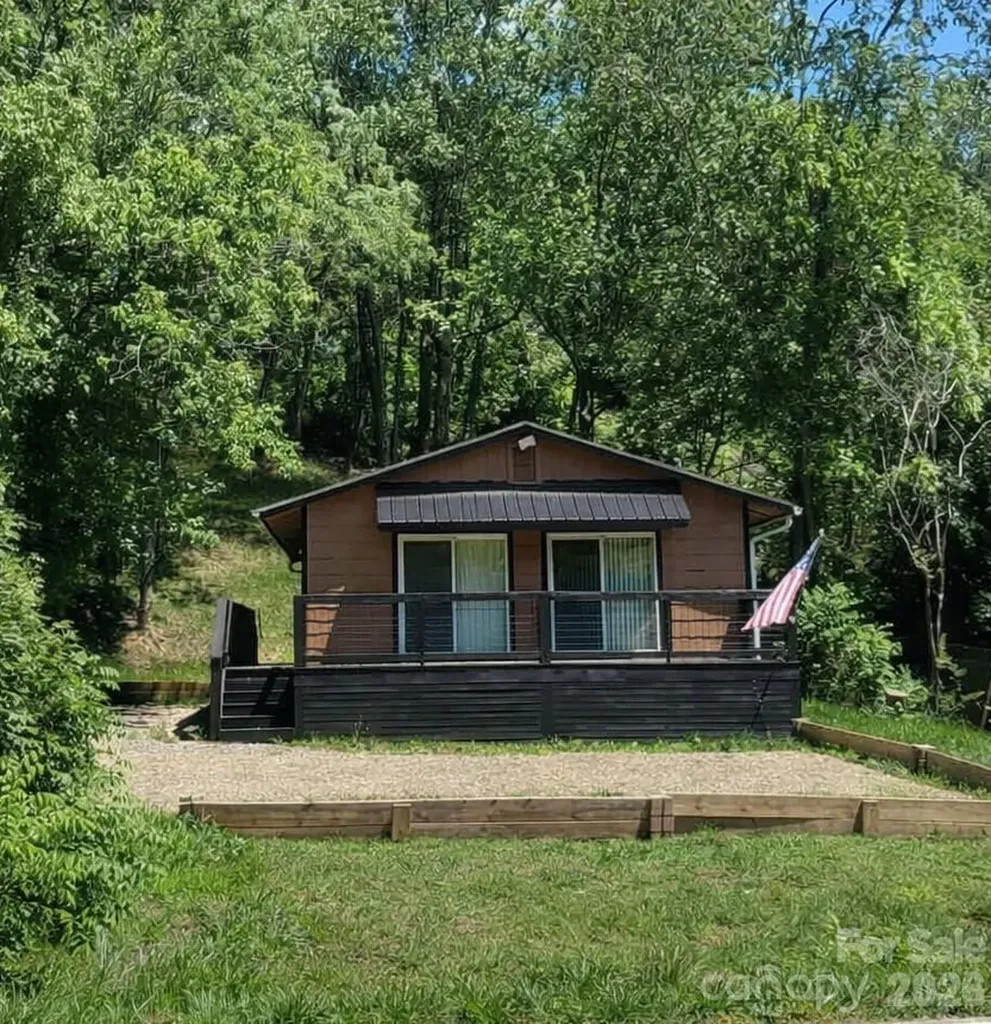 Asheville NC, 9 Woodfin Avenue