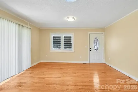 9 Woodfin Avenue Asheville NC 28804
