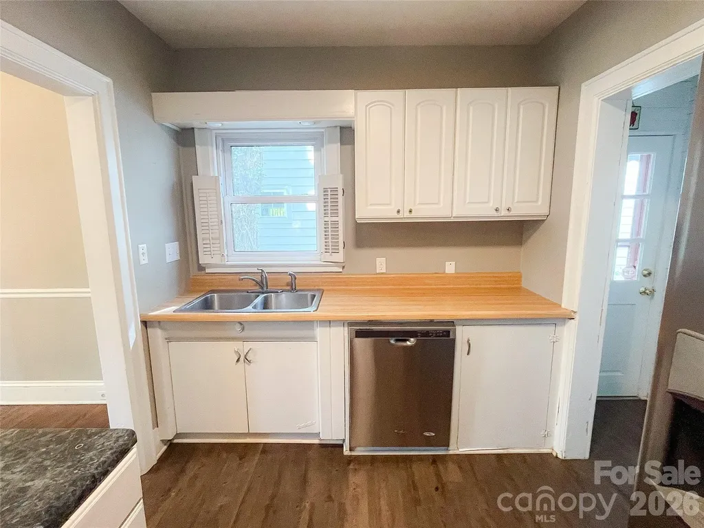 2105 Chesterfield Avenue Charlotte NC 28205