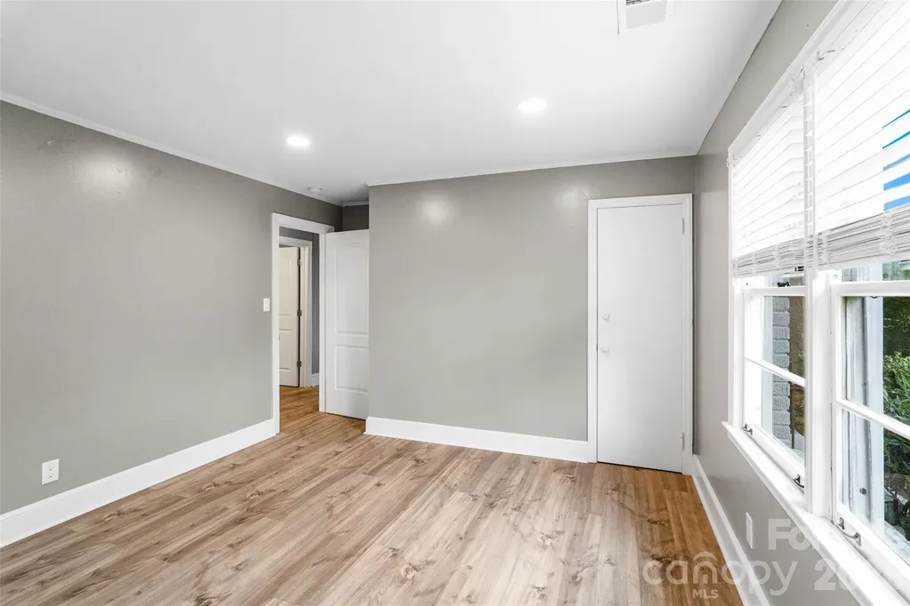 1626 Taylor Avenue Charlotte NC 28216
