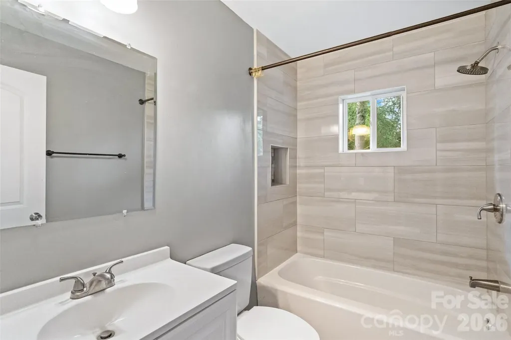 1626 Taylor Avenue Charlotte NC 28216