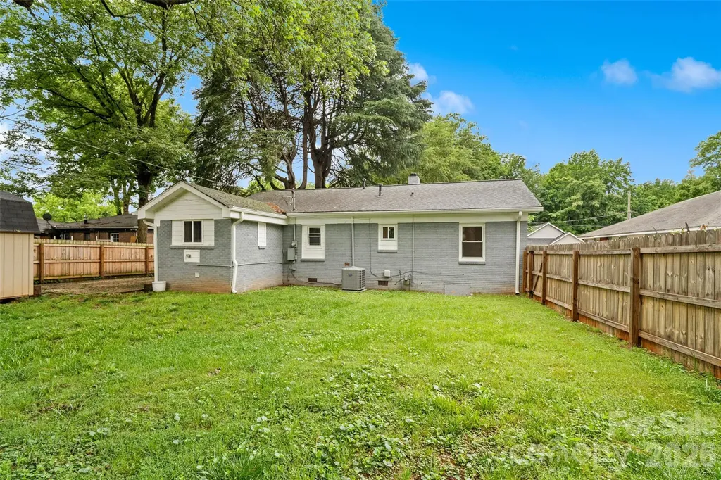 1626 Taylor Avenue Charlotte NC 28216