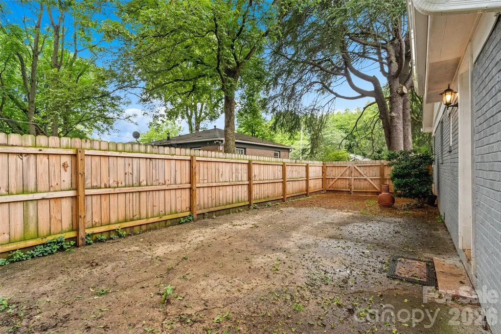 1626 Taylor Avenue Charlotte NC 28216