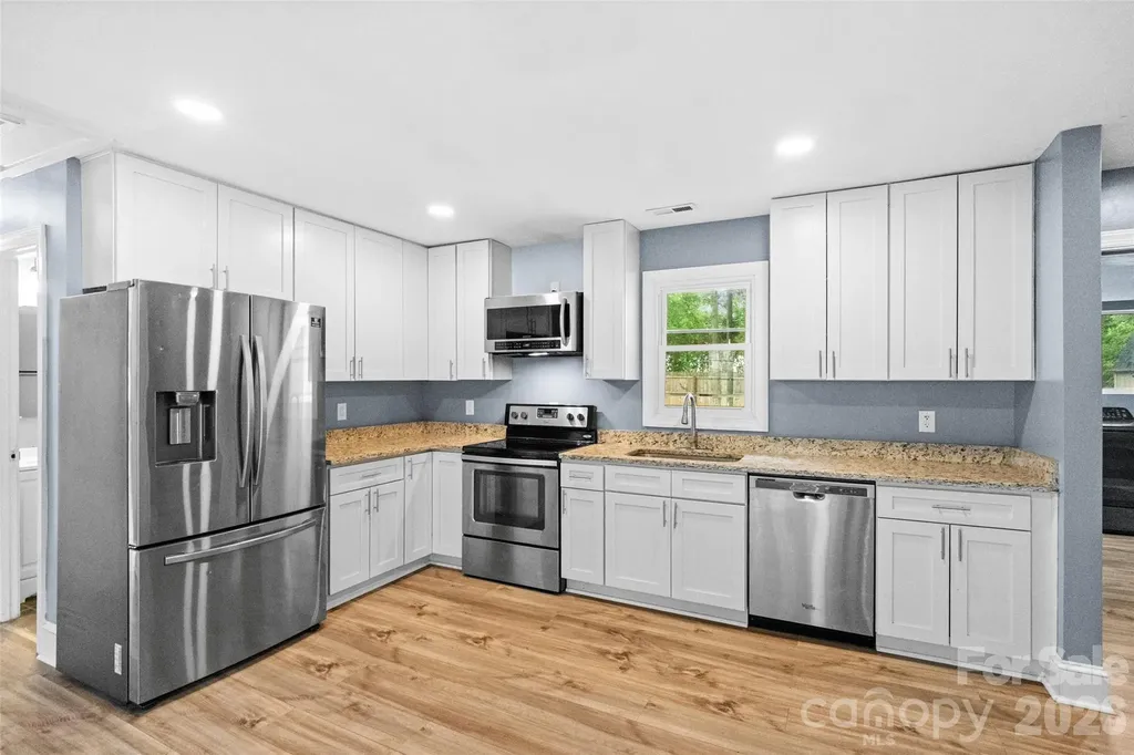 1626 Taylor Avenue Charlotte NC 28216
