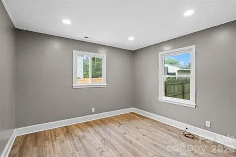 1626 Taylor Avenue Charlotte NC 28216