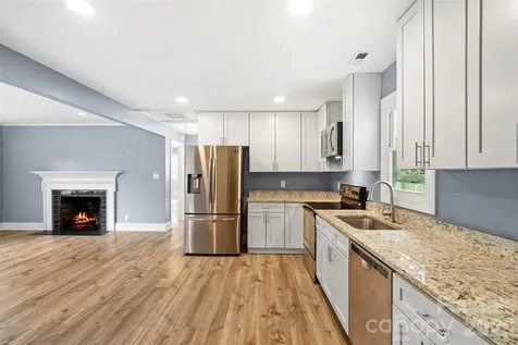 1626 Taylor Avenue Charlotte NC 28216