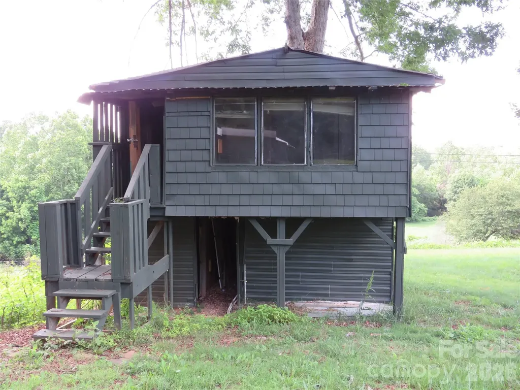 204 John E Randall Road Shelby NC 28152