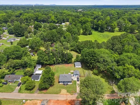 7 Wray Street York SC 29745