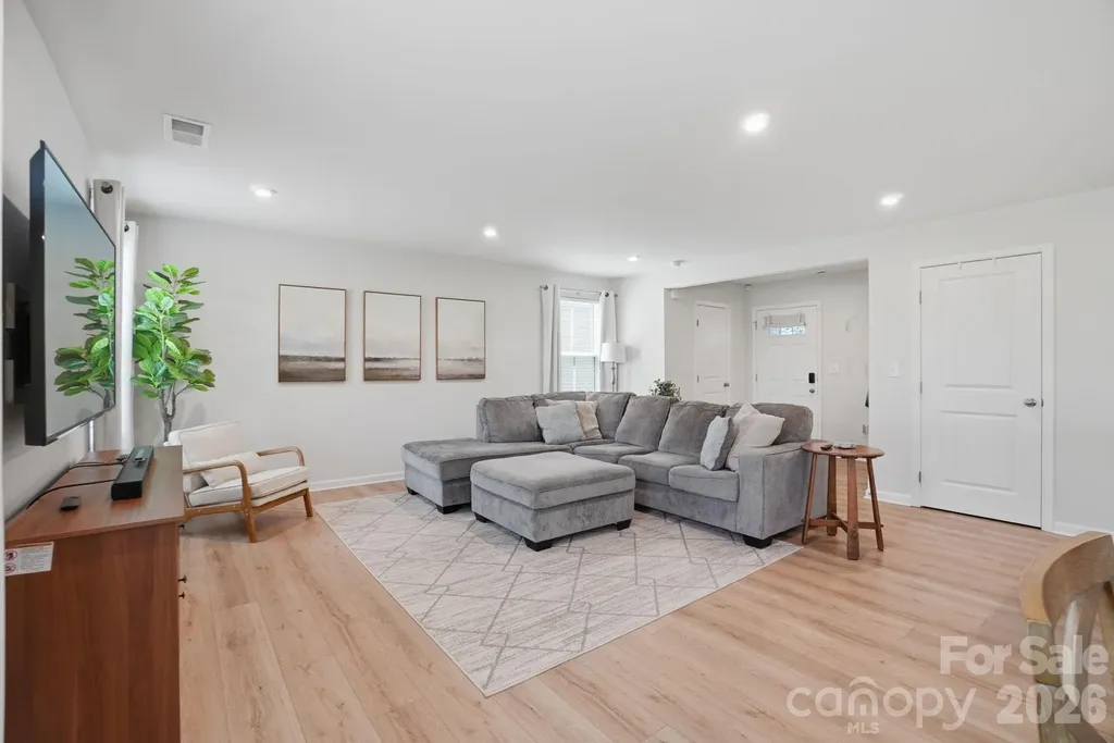 1621 Gutter Branch Drive Charlotte NC 28216