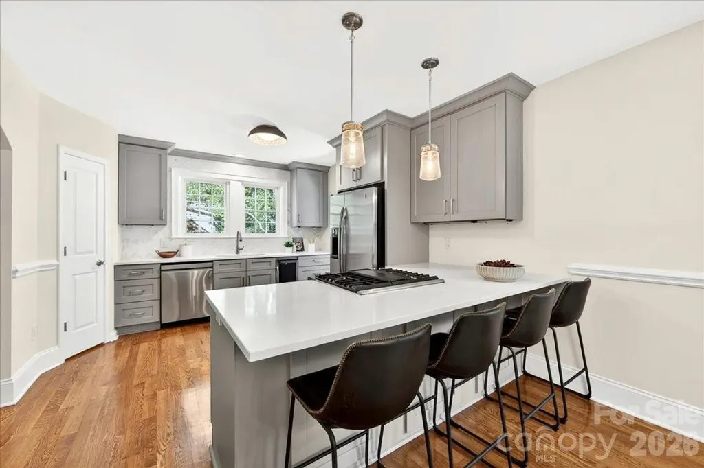 1333 Woodland Drive Charlotte NC 28205